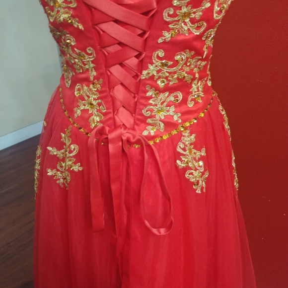 Prom, Quinceañera, or sweet 16 dress - Picture 6 of 8